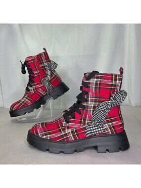 NWT Betsey Johnson Women's ROZEY Side Zipper Plaid Print Combat & Lace-up Boots